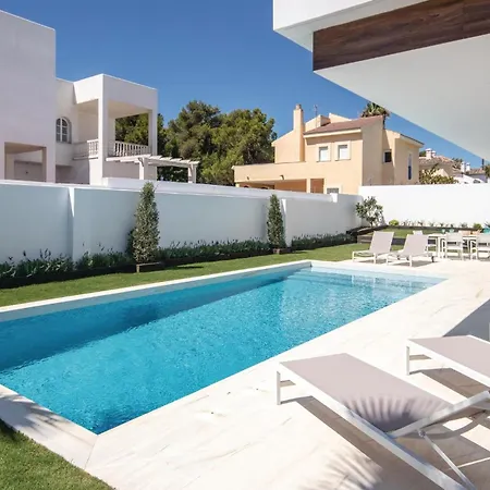 In Nueva Andalucia With Wifi * Marbella