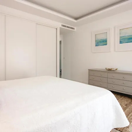 Holiday home In Nueva Andalucia With Wifi *